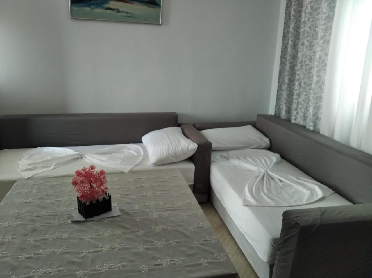 Hako Apartments Sarandë Exterior foto